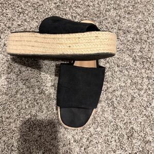 espadrilles sandals